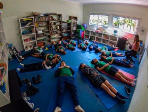 Yoga en Colegio Tierra del Sur